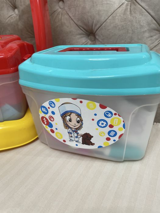 Набір лікаря з тележкою