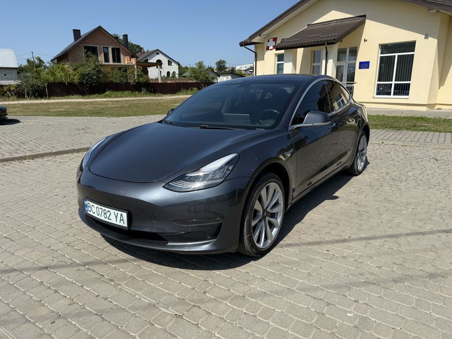 Оренда авто Tesla 3 75квт Long Range довготривала або під таксі