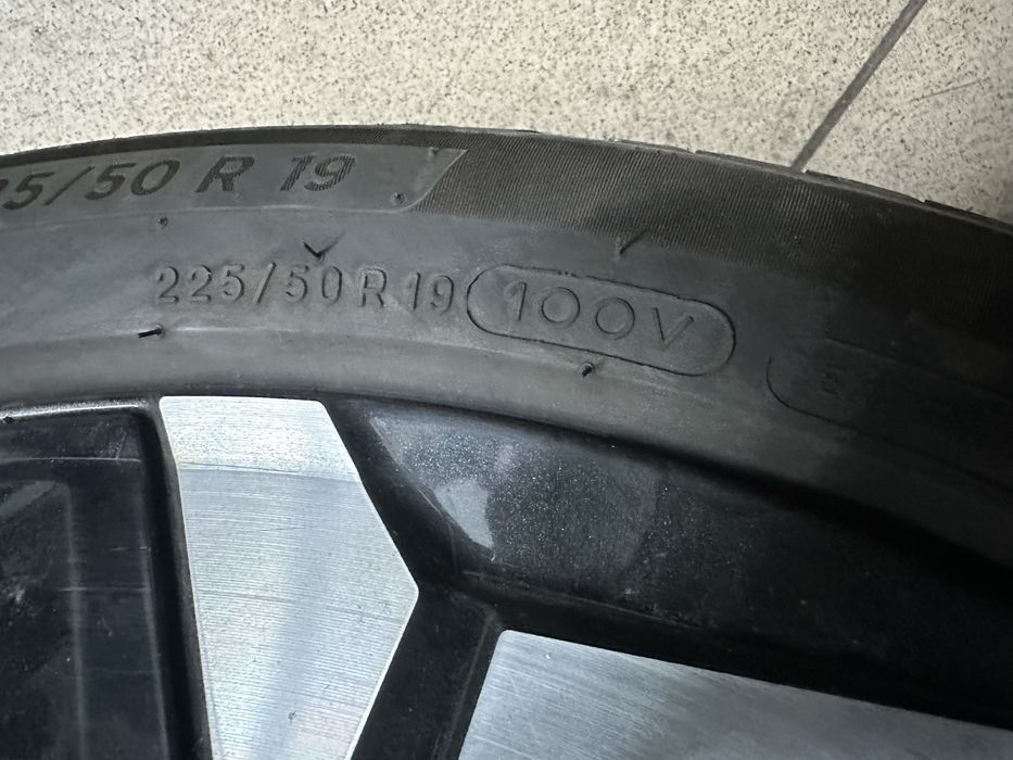 Michelin cross climate 2 225 50 r19