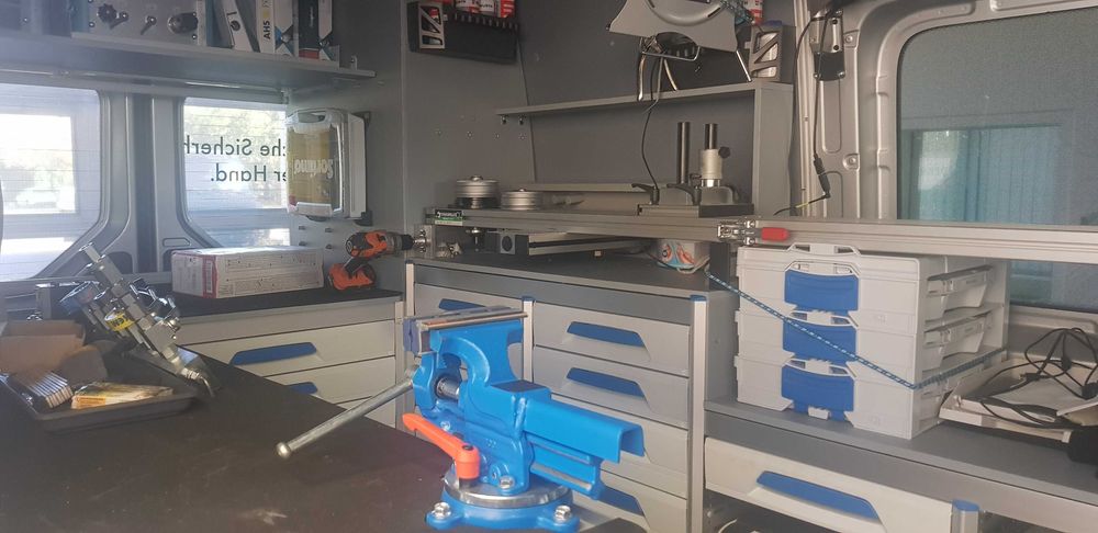 zmiana rodzaju samochodu na Specjalny POMOC TECHNICZNA WARSZTAT