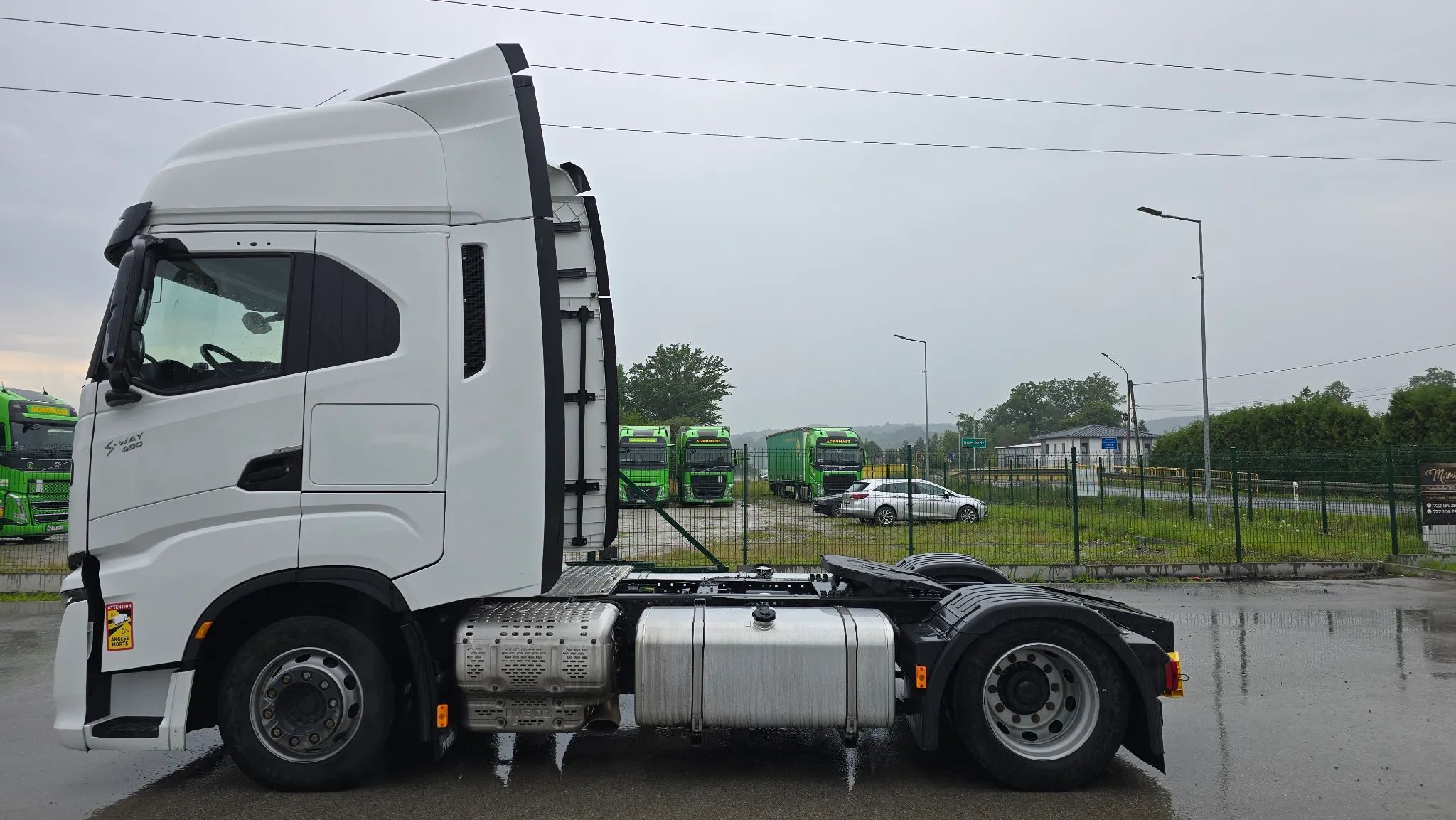 Iveco S-WAY 490  IVECO S-WAY 490 Low  Deck