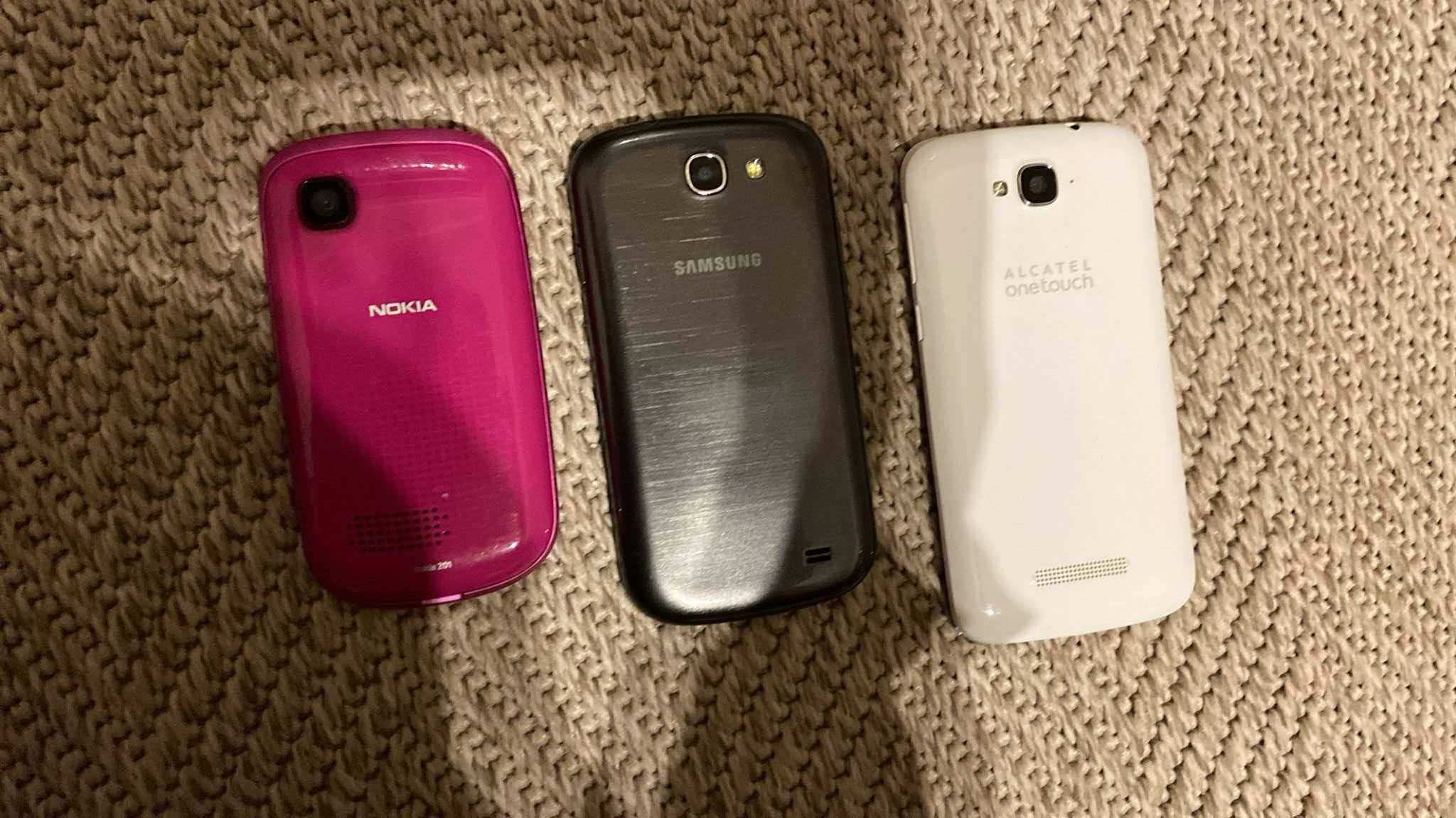 Telemoveis antigos (Nokia, Alcatel, Samsung)