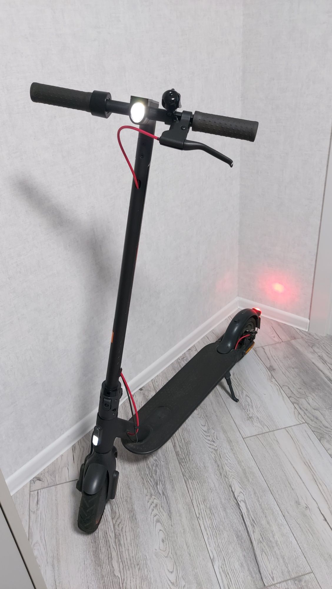 Самокат Xiaomi mi scooter pro 2