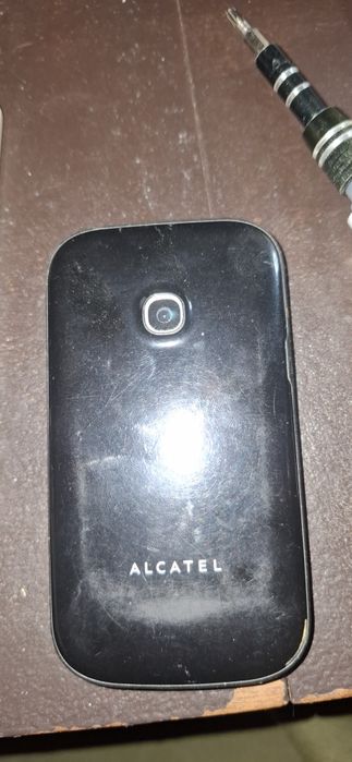 Телефоны, старенькие но рабочие