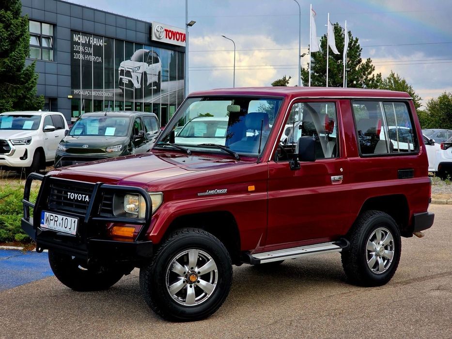 Toyota Land Cruiser KJ70 3.0 Turbo Diesel 125KM