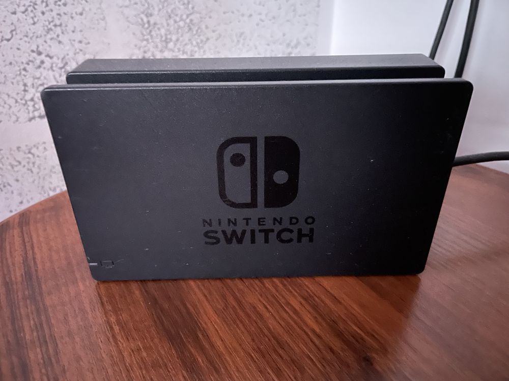 Nintendo switch v2 +pro controller