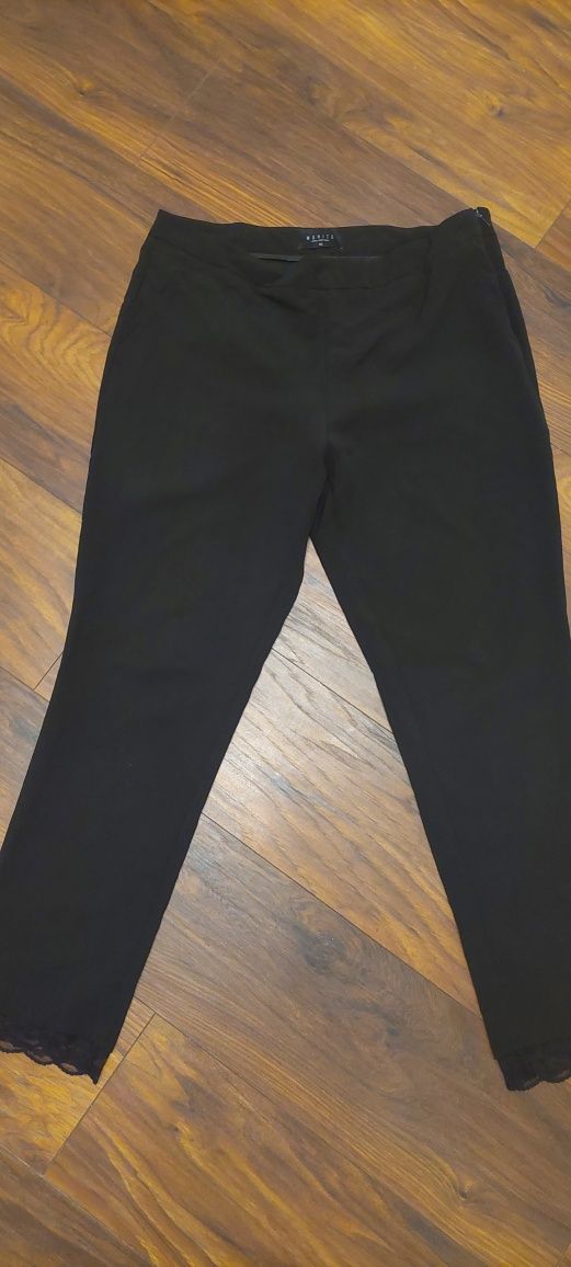 Spodnie z materiału czarne MOHITO