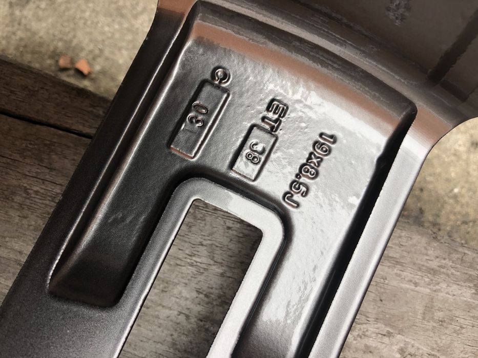 + Felgi 19 cali Audi Vw Skoda Mercedes 5x112  Et38 Radom