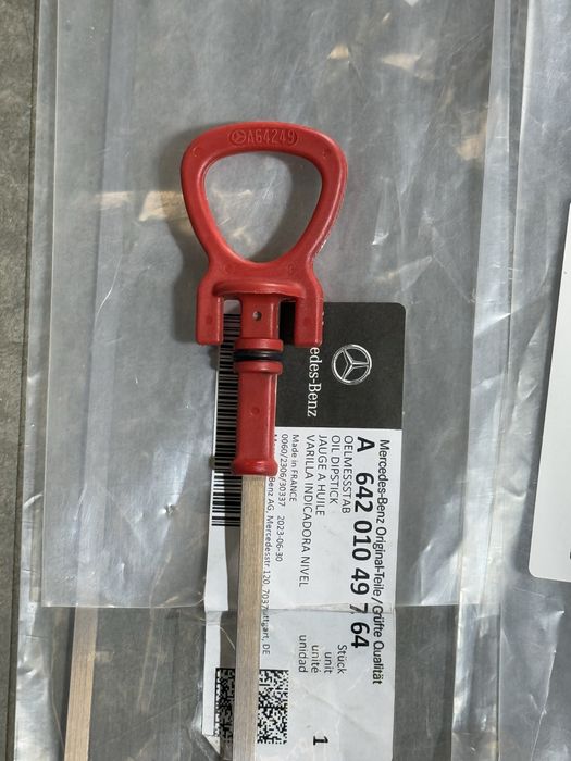 Щуп для виміру оливи масла спрінтер OM642 3.0 Sprinter W907 319 519