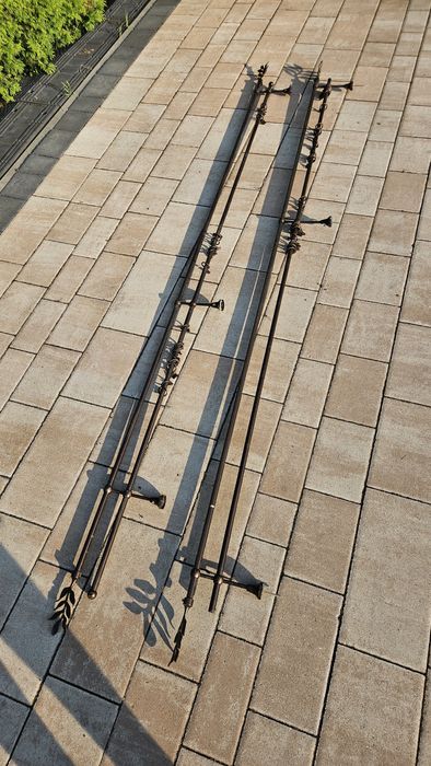 Karnisz dł. 240cm  2szt