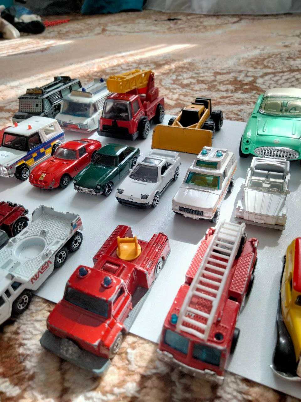 Колекційні масштабні моделі Tonka, Corgi, Matchbox ін. Модельки машини