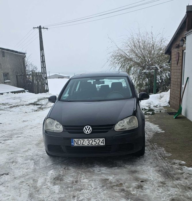 Sprzedam Golfa V z 2004 roku benzyna