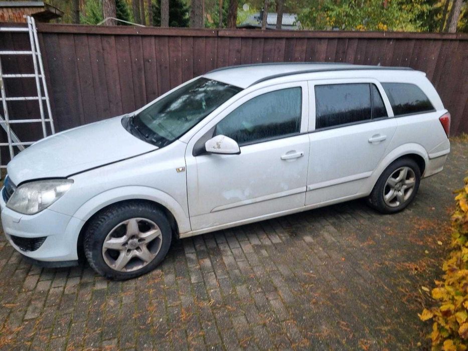 Opel astra H Kombi 2007r Części 1.9cdti z19dt Maska Lampy Drzwi Silnik