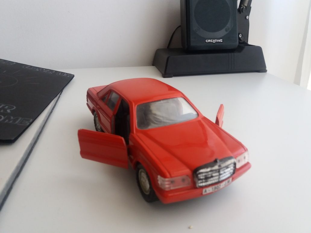 Mercedes 500 sl marca MIRA 1/25