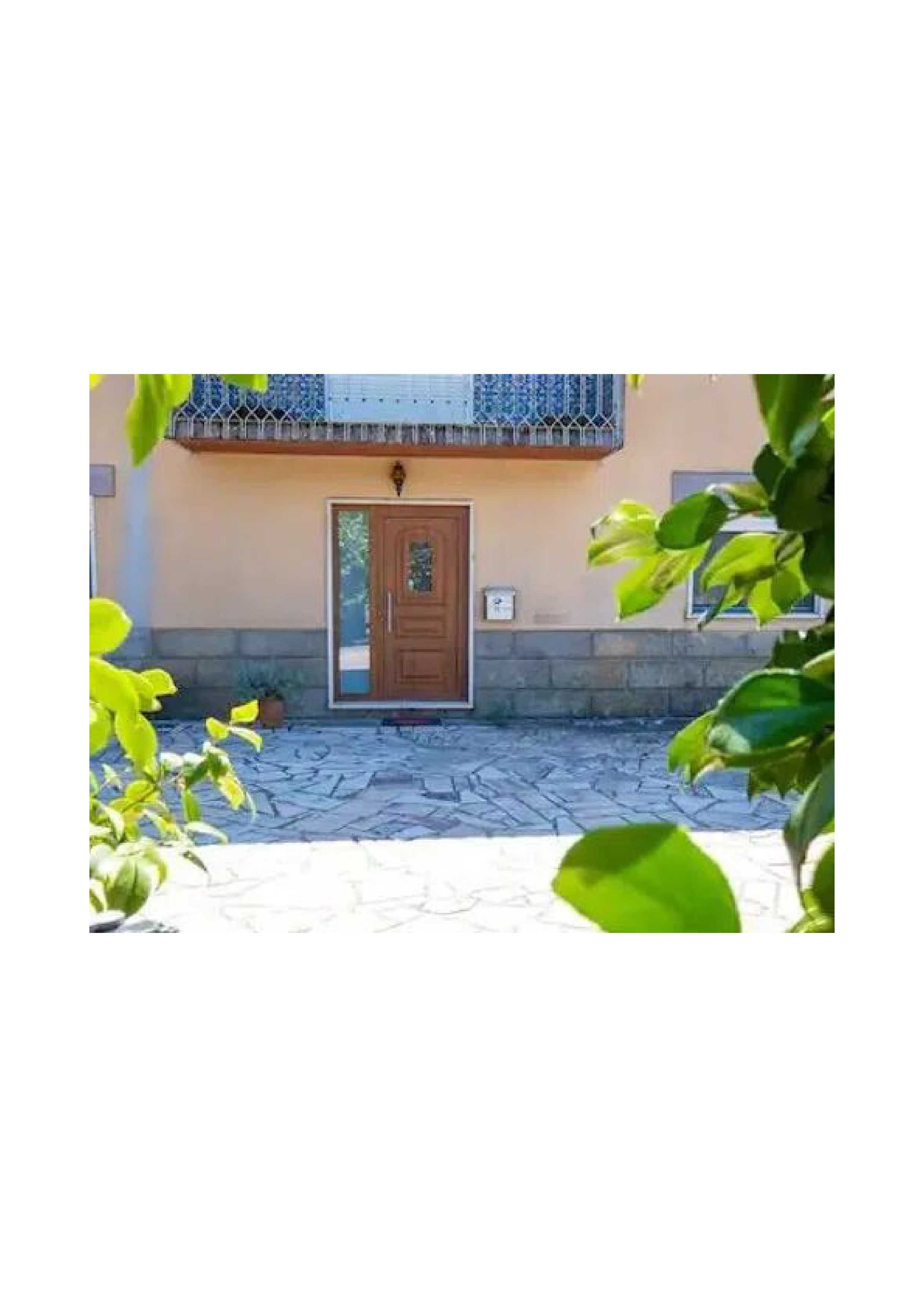 Andar de moradia em Pinheiro de Ázere
