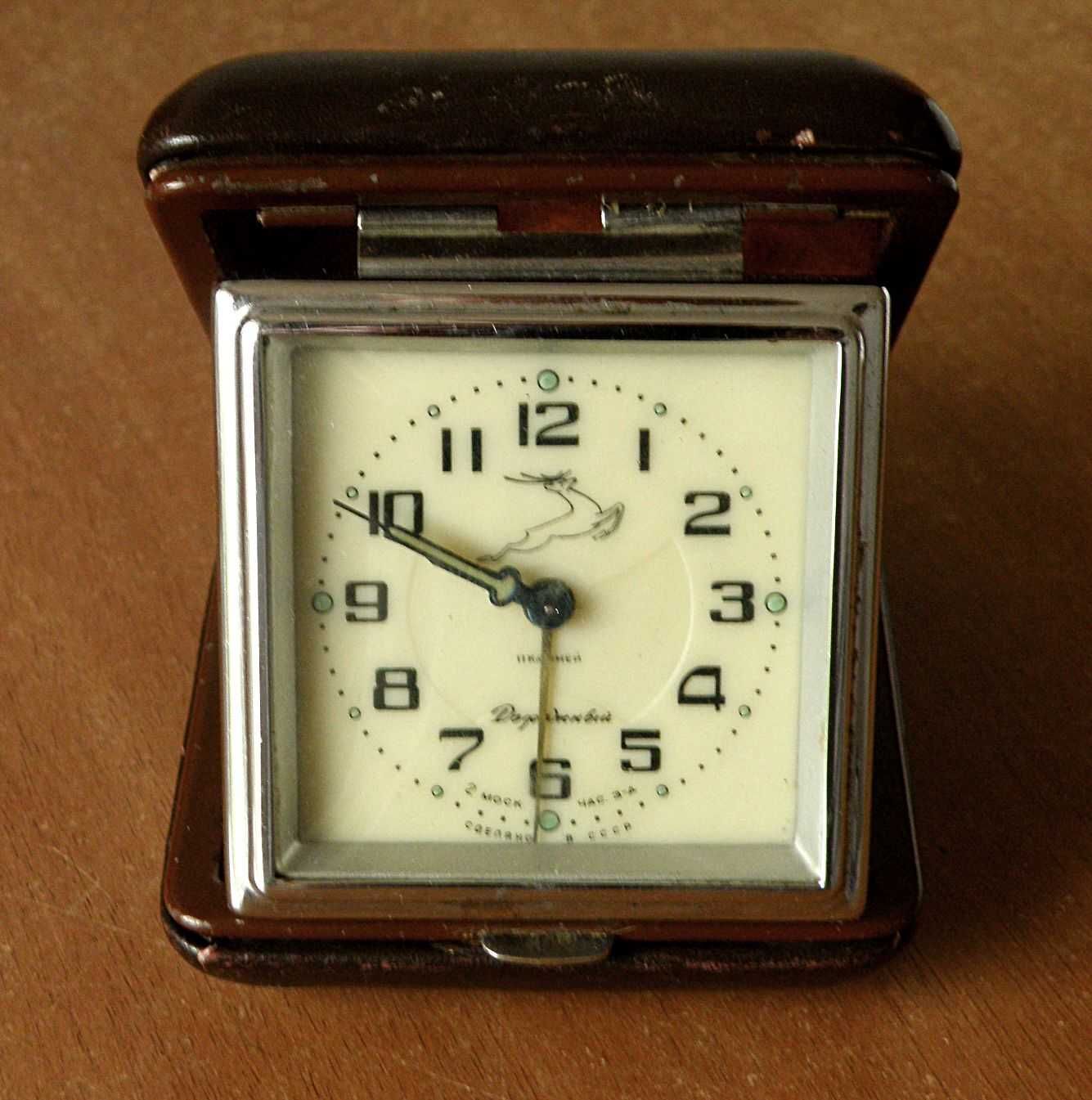 Часы - будильник «ДОРОЖНЫЙ» 1961 года