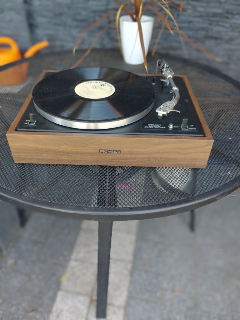 Sprzedam gramofon