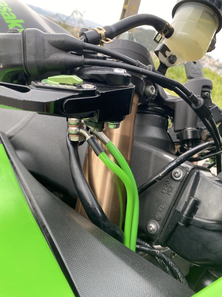 IMPECÁVEL! Kawasaki Ninja ZX-10R 2010!