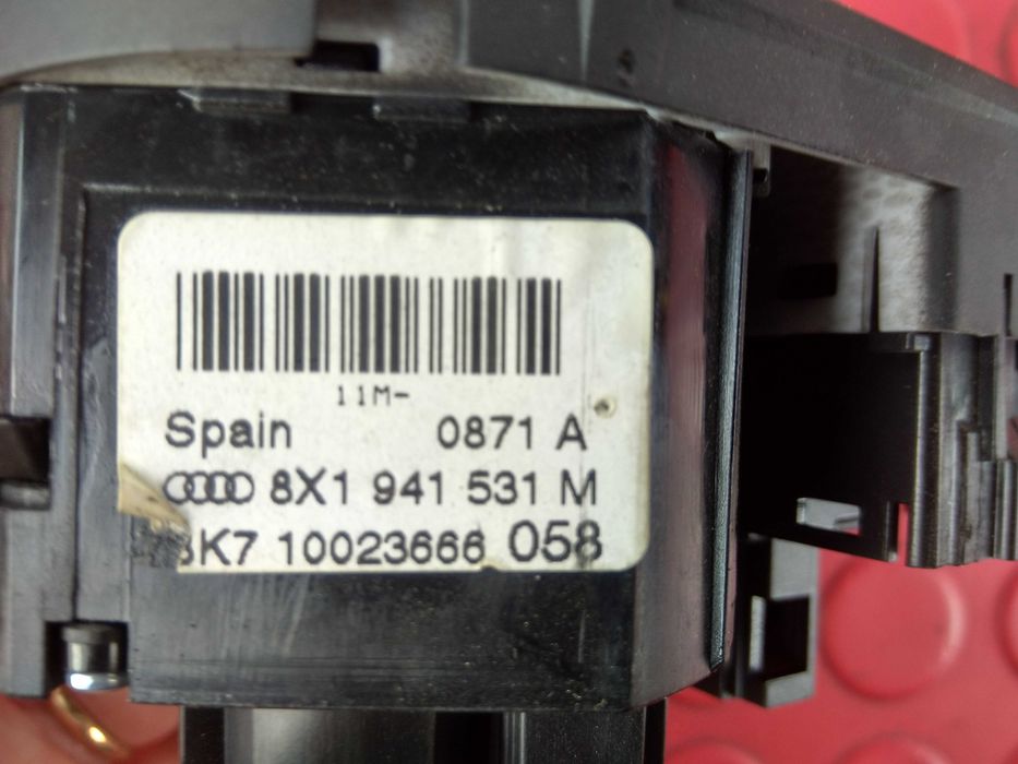 Comutador de Luzes [Audi A1]
