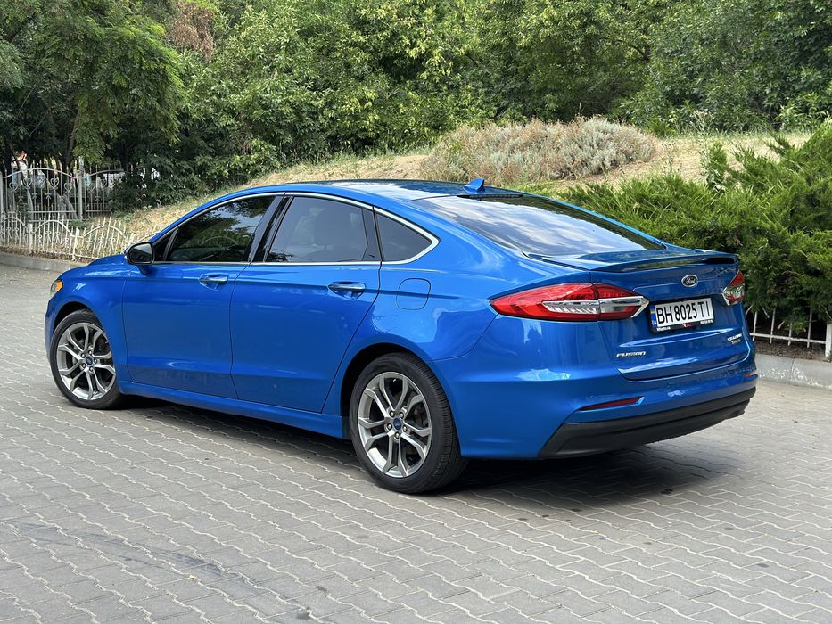 Ford fusion titanium  hybrid 2019
