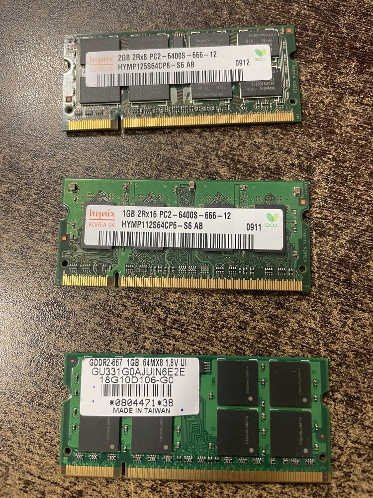 Memórias RAM DDR2 para portátil