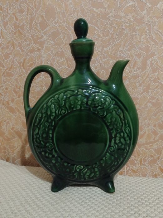 Плесканець, штоф, Васильківська майолика