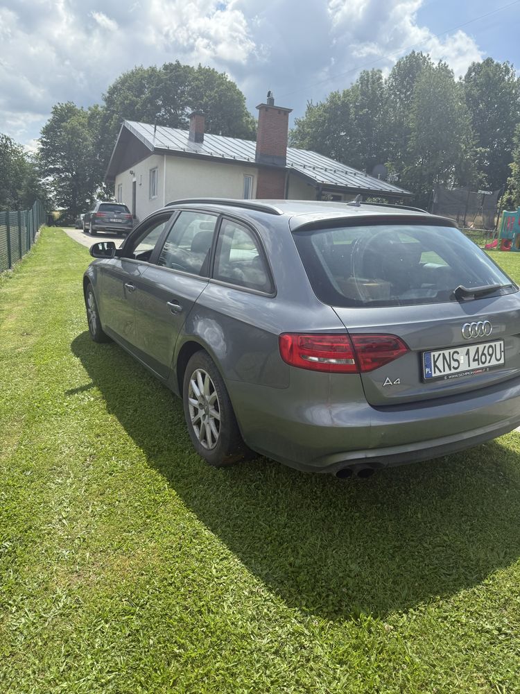 Audi A4 B8 2013 polift