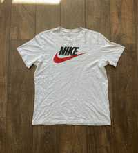 Оригінальна Футболка Nike NSW Big Swoosh Essential Tee