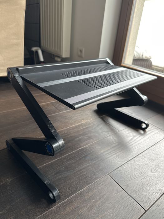 Tresko Regulowana Podstawka pod Laptopa z Wentylacją