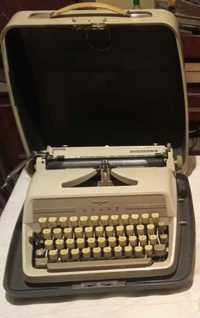 Maszyna do pisania prl