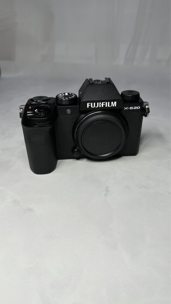 Фотоапарат Fujifilm X-S20