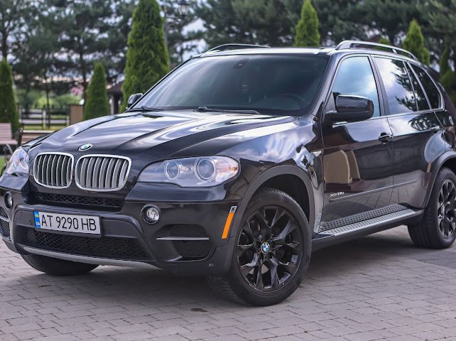 В продажі BMW X5 2013 року