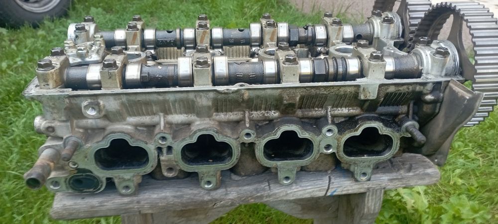Головка блока циліндрів  мотора 4g63