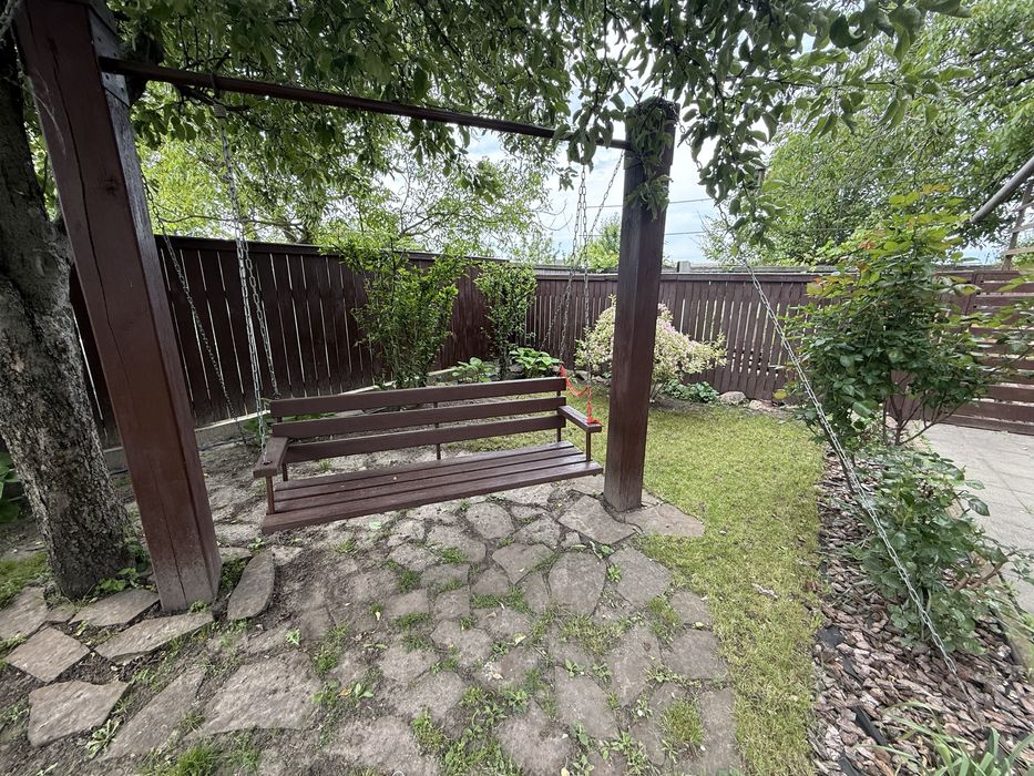 Будинок Слобода заходь та живи