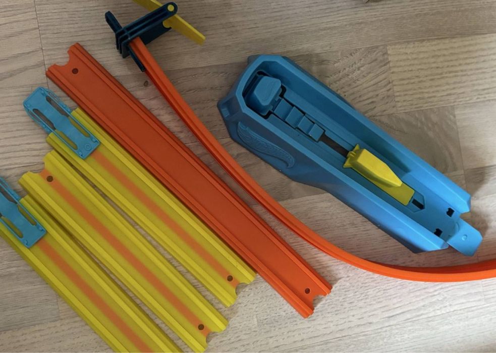 Треки хотвілс hot wheels