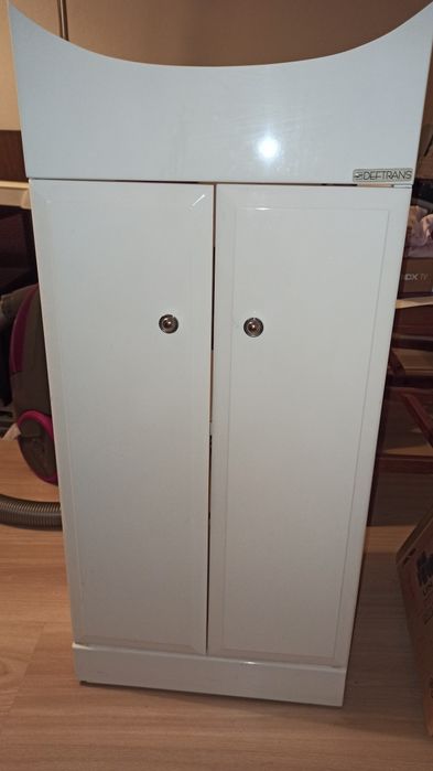 Grzejnik łazienkowski, szafka pod umywalkę 35