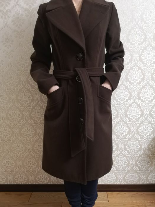 Отличное кашемировое демисезонное пальто