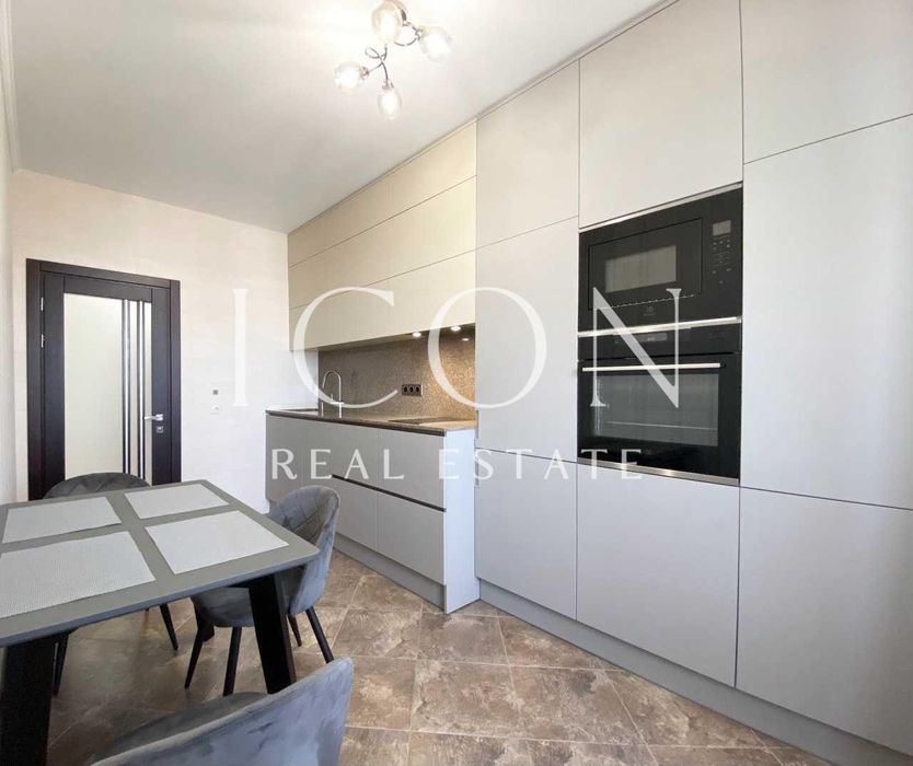 Продаж 3к квартири |92 м²| пр-т Академіка Палладіна