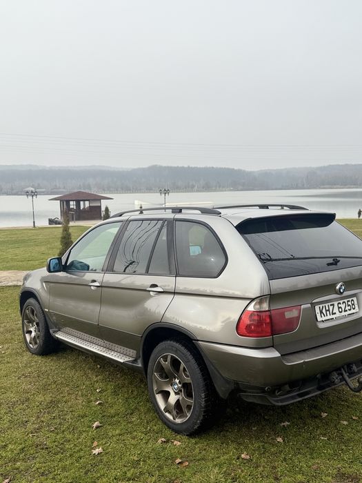 Продаю BMW X5  вы хорошем стане