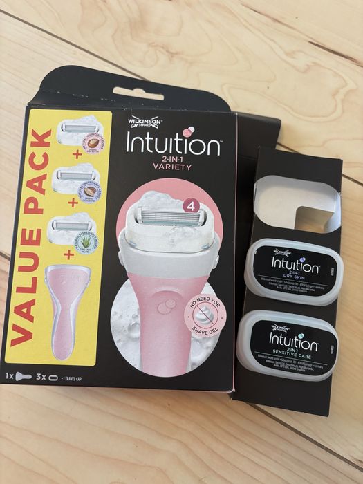 Dwa wkłady, ostrza Wilkinson Intuition