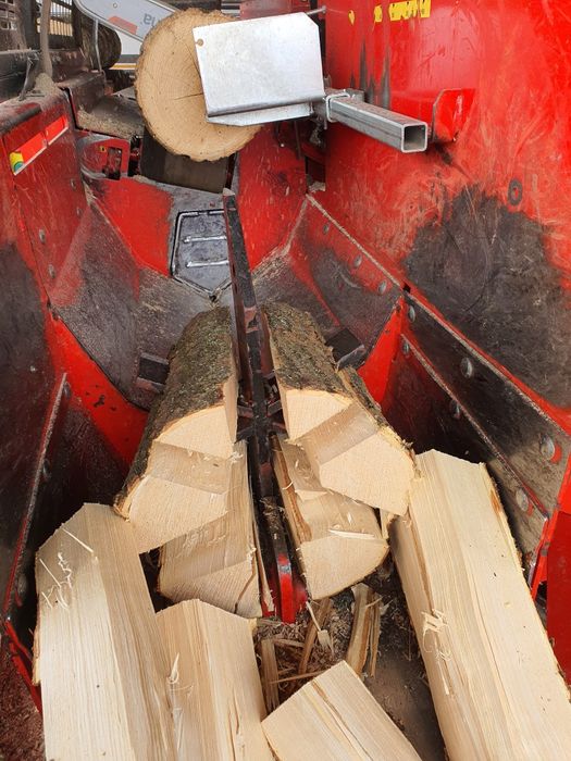 Drewno  sezonowane kominkowe opałowe z dowozem