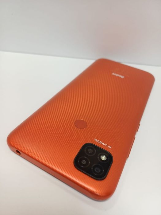 Xiaomi Redmi 9C 3/64Гб orange