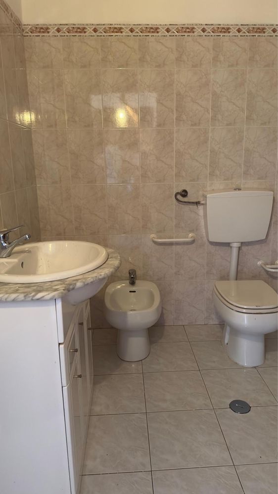 Apartamento T3 com Suíte, Lareira e Varanda – Abrantes (Chainça)