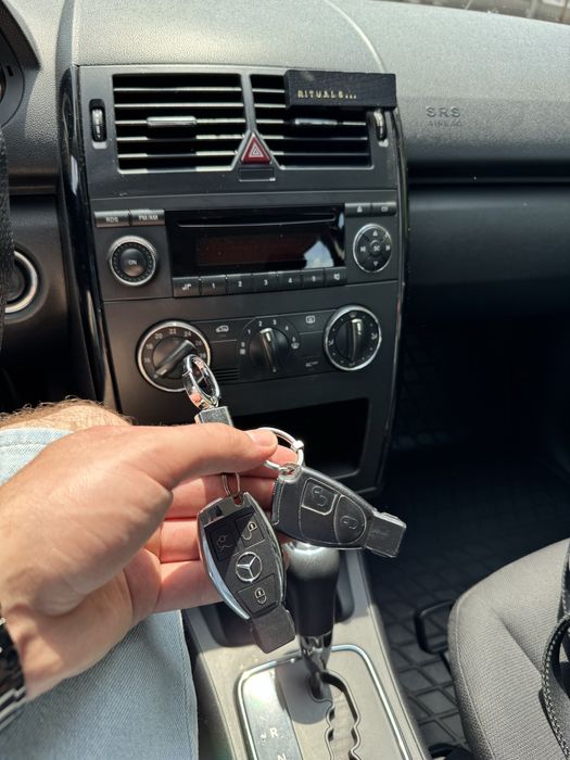 Мерседес А-клас Автомат , дизель , дуже економна