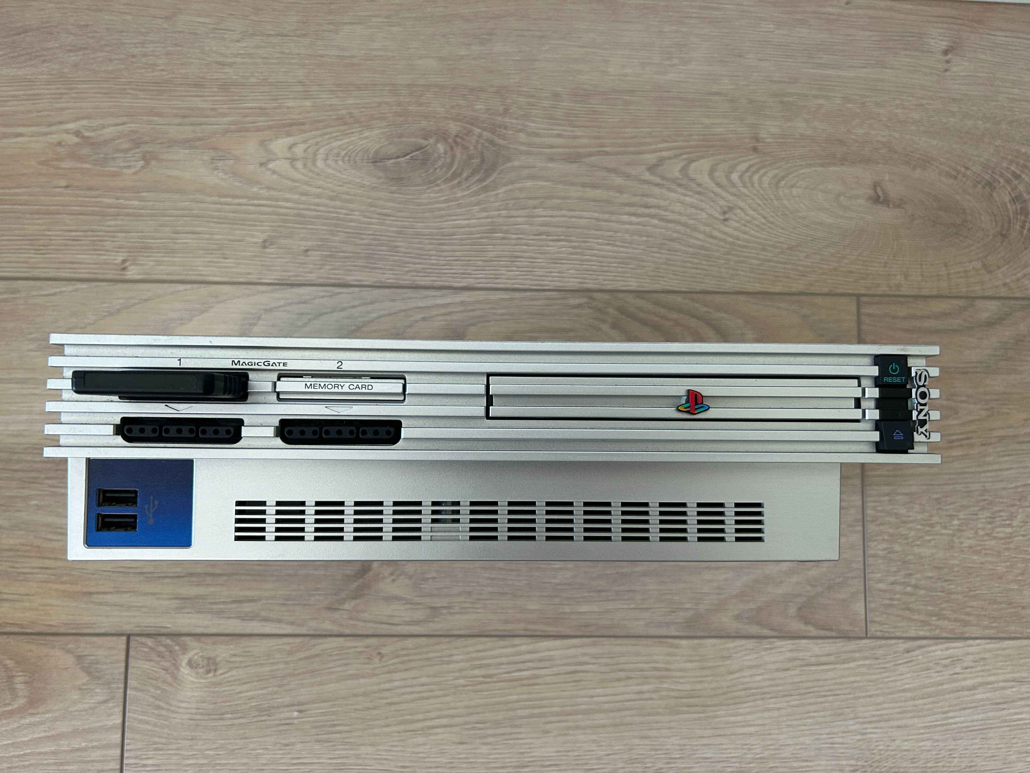 PlayStation 2 Silver funcional c/ 2 comandos