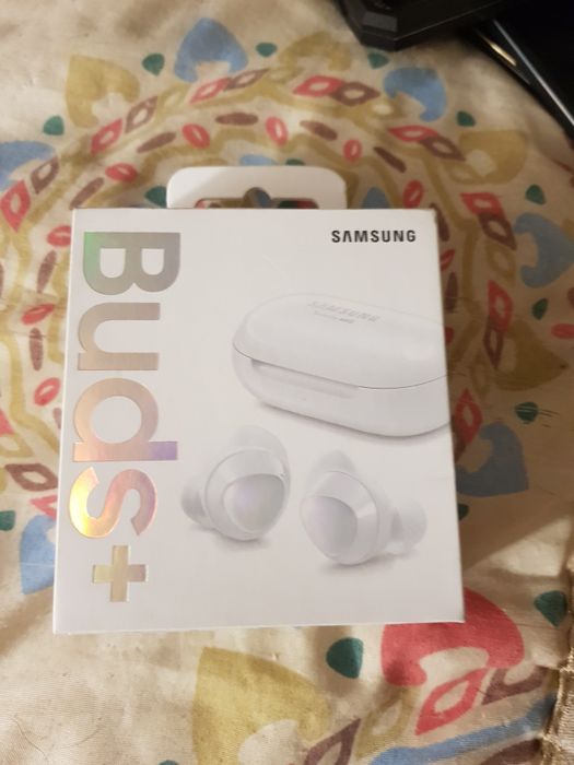 Auriculares Samsung buds +