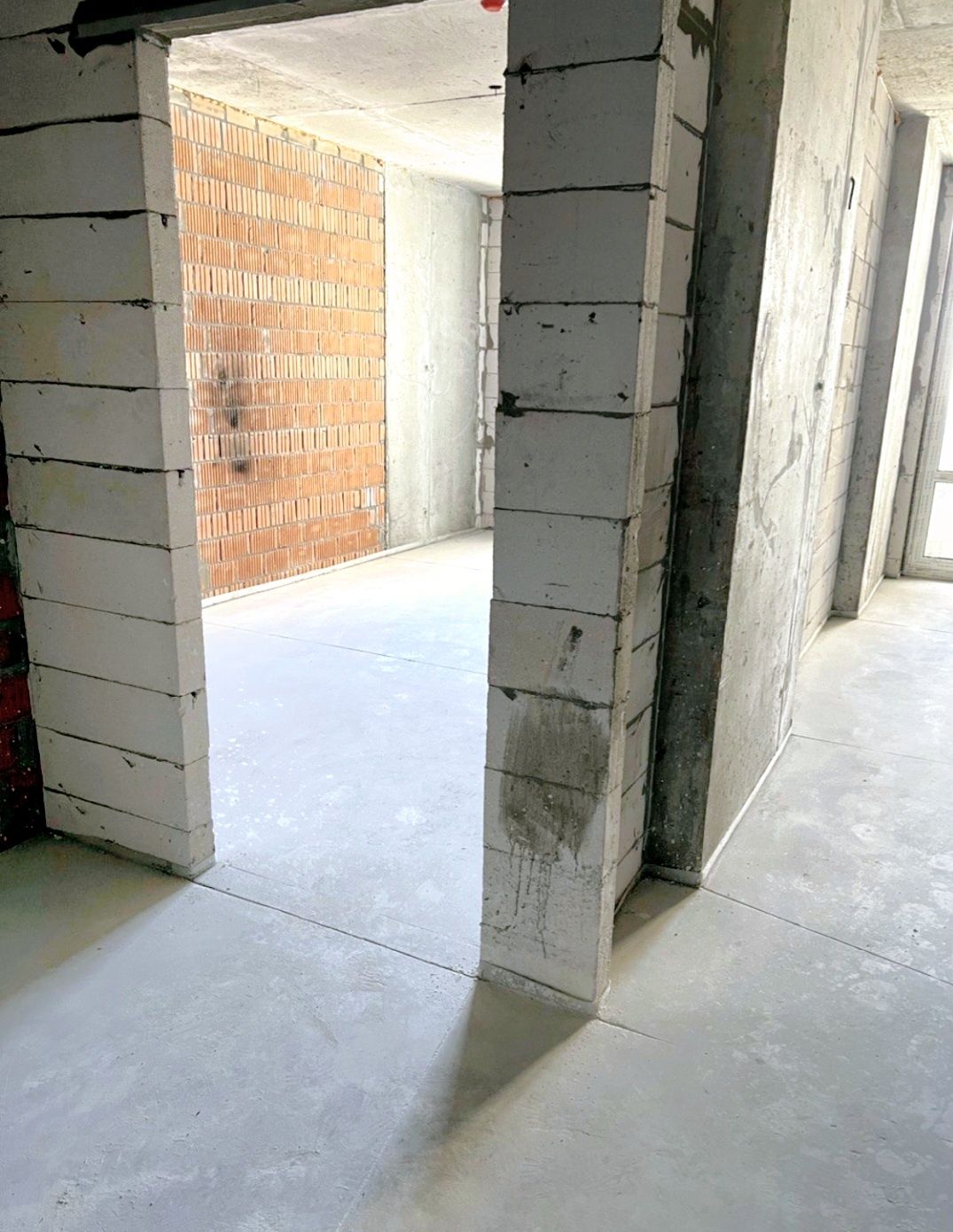 ЖК Райдужний, Кібальчича 1-В, продажа 1-кімнатна 48 м, від власника