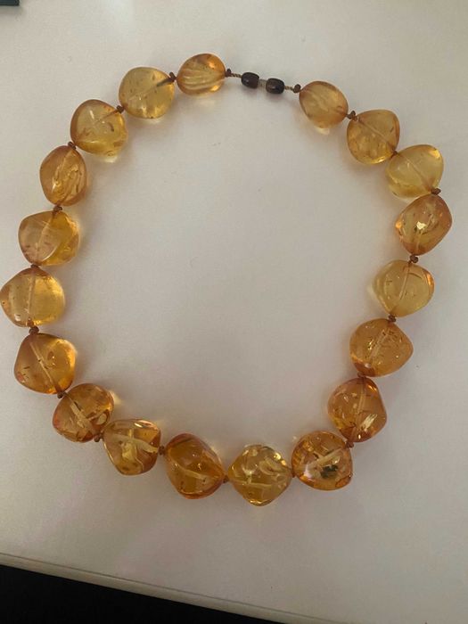 бурштинове намисто