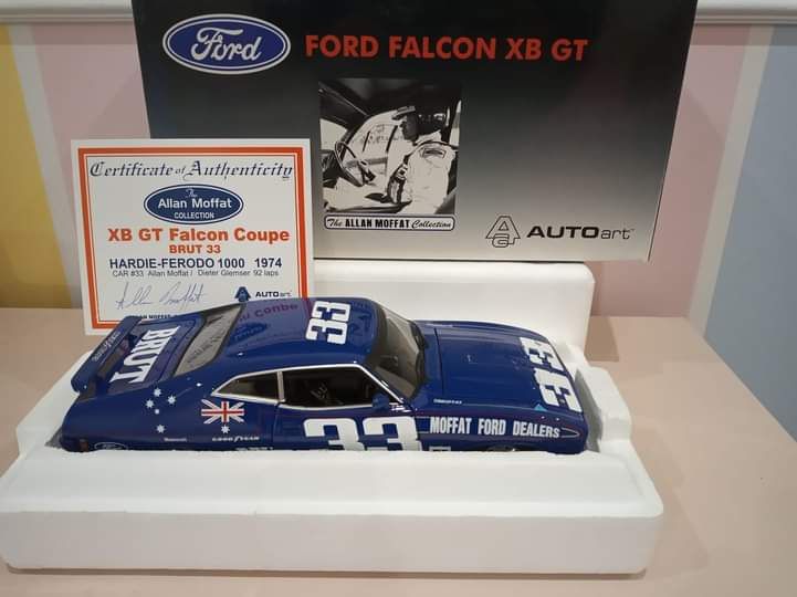 1:18 AutoArt Ford Falcon XB GT Racing Car "Brut 33" Allan Moffat