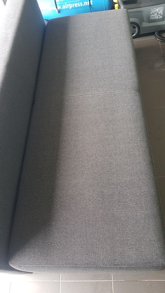 Kanapa , wypoczynek z funkcja spania
